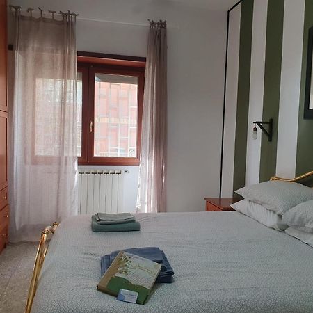 Casa Diana Ostia Apartment ภายนอก รูปภาพ